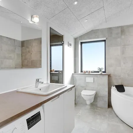 Holiday home 3 Bedroom Amazing In Horve