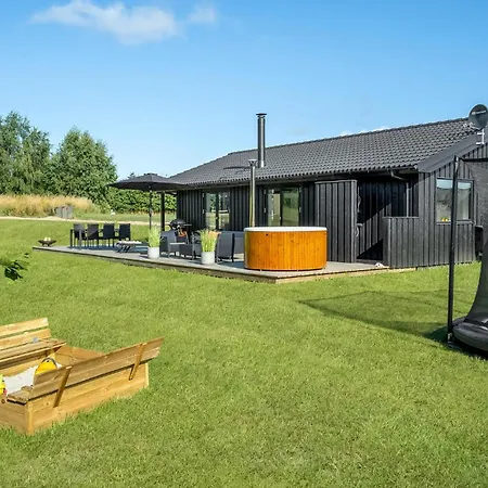 Holiday home 3 Bedroom Amazing In